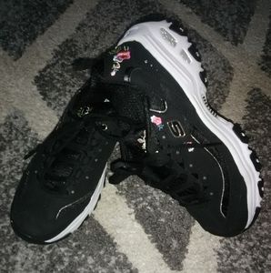 Sketchers Memory Foam Shoes